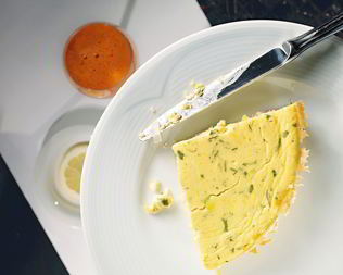 Омлет-суфле с ветчиной и сыром