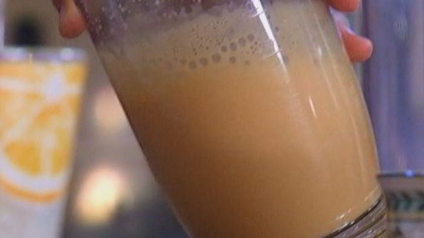 пышный омлет с кабачком и креветками