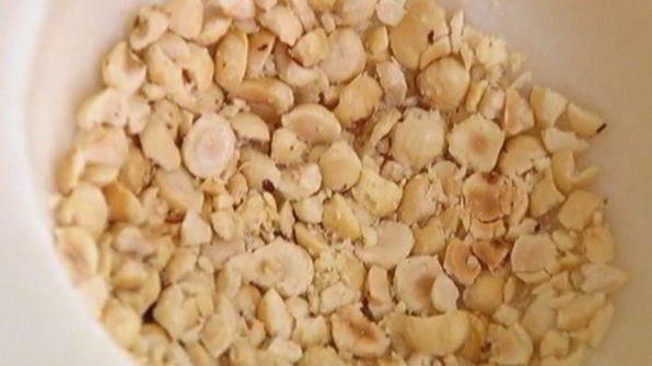 шоколадный омлет с орехами