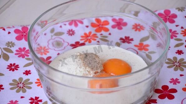 сладкий творожный омлет