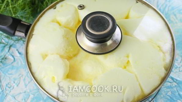 воздушный омлет на сковороде