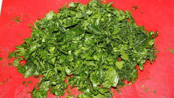 взбитый омлет с сыром и зеленью