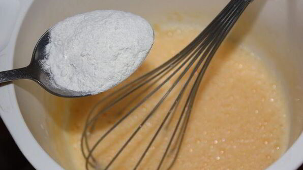 взбитый омлет с сыром и зеленью