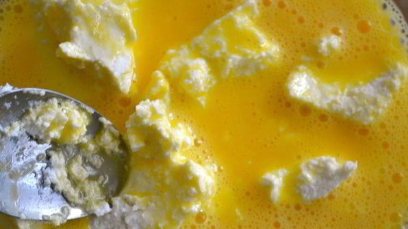 запеченная фриттата со шпинатом