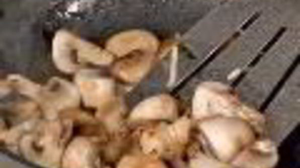 острая закуска из куриной печенки