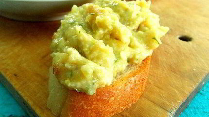 Паштет-дип из кабачков с брынзой