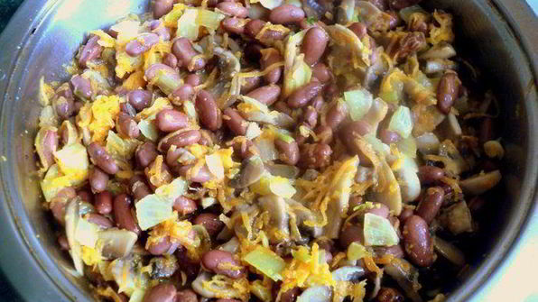 паштет из фасоли с грибами