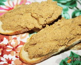 Паштет из говяжьей печени с овощами