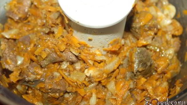 паштет из говяжьей печени с овощами