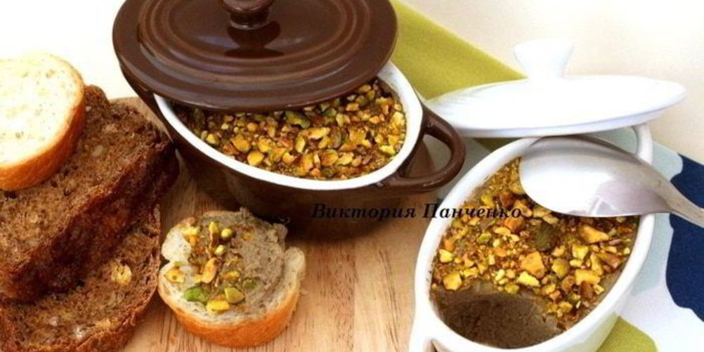Рецепт паштет из куриной печени с авокадо и фисташками