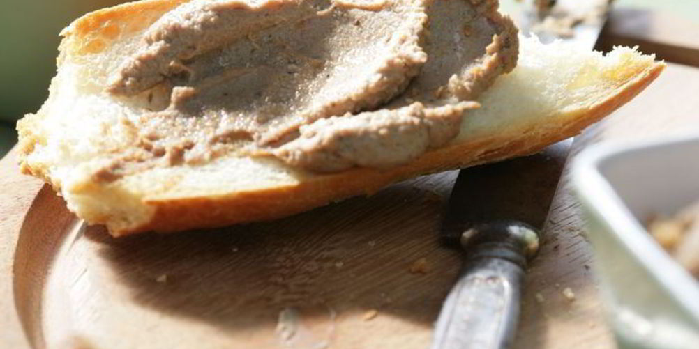 Рецепт паштет из куриной печени с яйцами и морковью