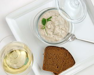 Паштет из скумбрии холодного копчения