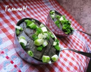 Запеченный паштет с грибами и бренди