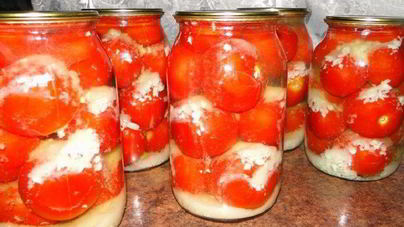 Помидоры с чесноком