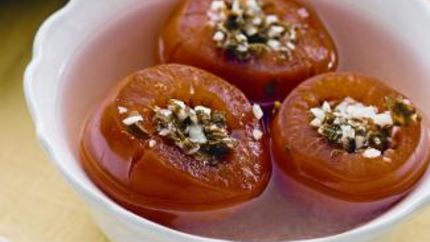 Помидоры с начинкой