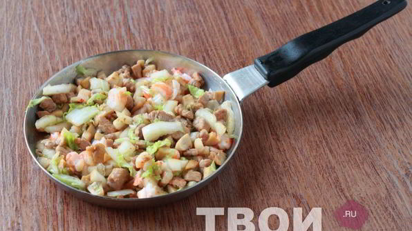 спринг-роллы с креветками и свининой