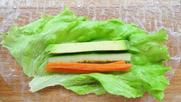 спринг-роллы с креветками