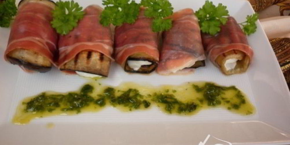 Рецепт баклажановые рулетики