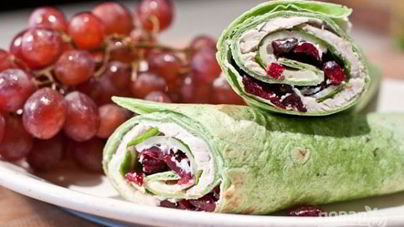 Быстрые рулетики с индейкой