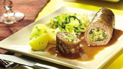 Говяжьи рулеты с савойской капустой