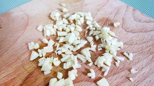 кабачковые рулетики с творогом и зеленью