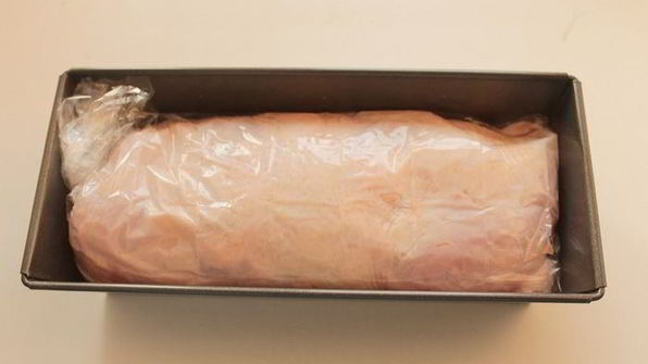 куриный рулет с грибами и сыром