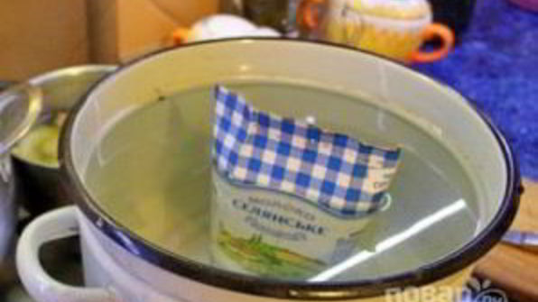 куриный рулет в пакете из-под молока