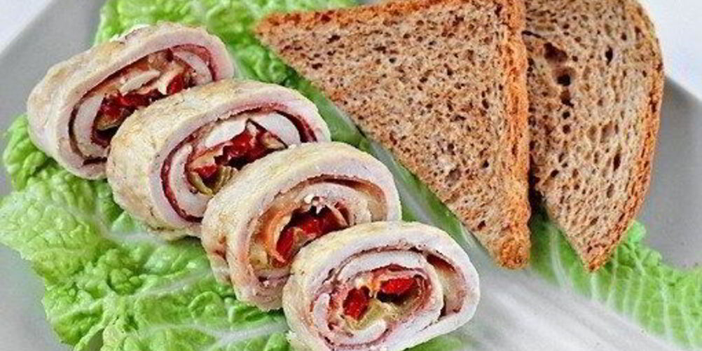 Рецепт куриные рулетики с ветчиной и сыром