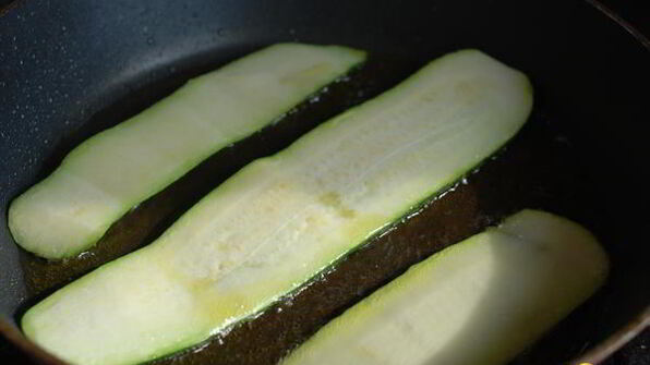 куриные рулеты в сюртучках