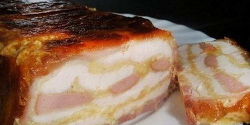 Рецепт мясной рулет в копченом беконе