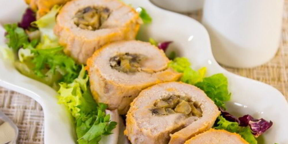 Рецепт мясные рулетики с грибной начинкой