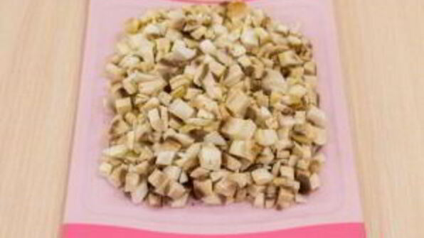 мясные рулетики с грибной начинкой