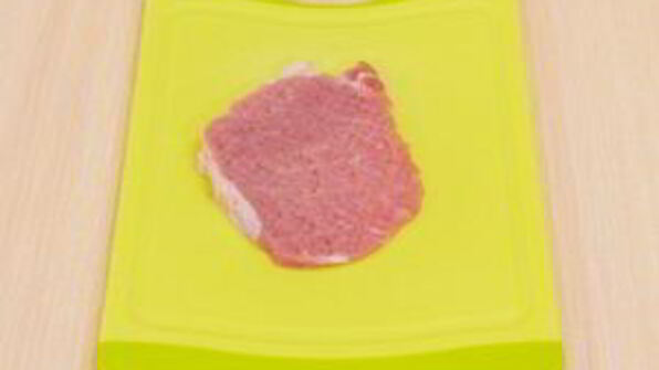 мясные рулетики с грибной начинкой