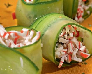 Огуречные рулеты с крабовым мясом
