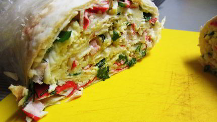 Рулет из крабовых палочек в лаваше