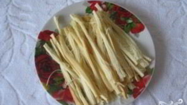 рулет из лаваша с сулугуни