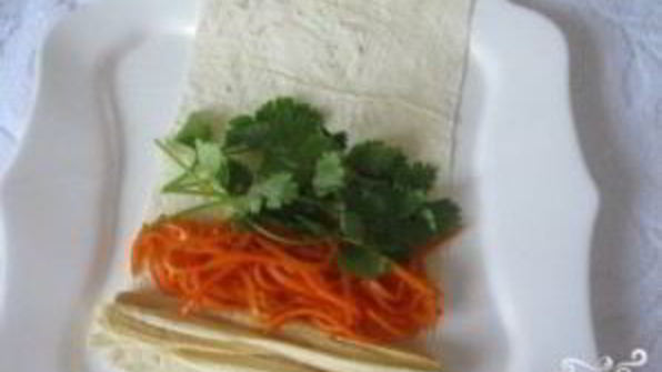 рулет из лаваша с сулугуни