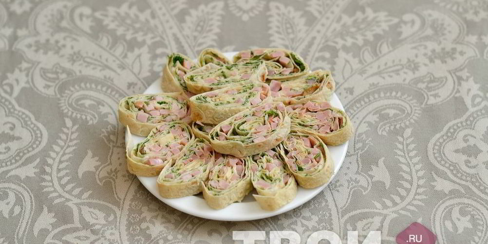 Рецепт рулет из лаваша с ветчиной