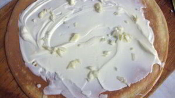 рулет из омлета с курицей