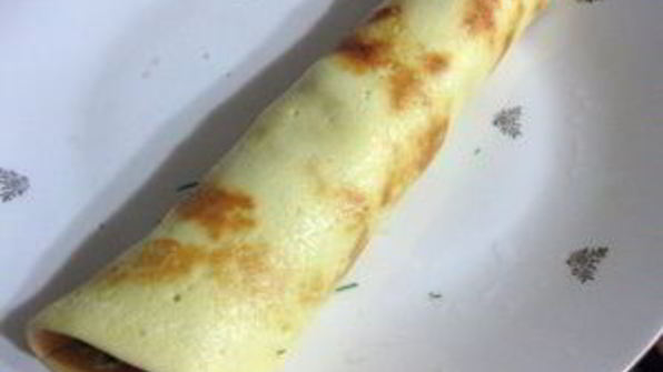 рулет из омлета с курицей