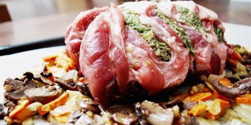 Рецепт рулет из свинины с овощами