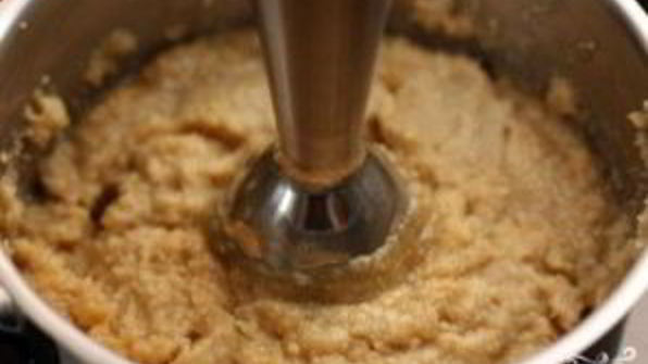 рулет с марципаном