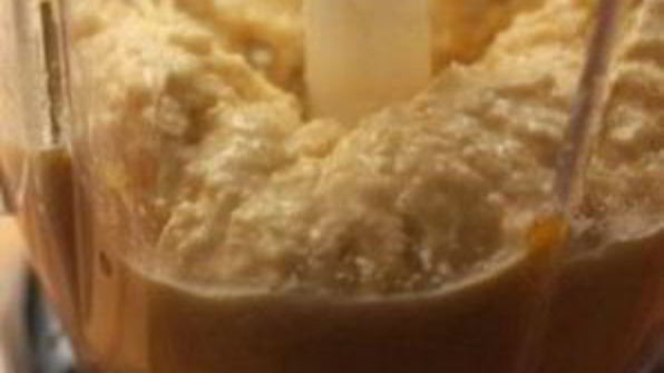 рулет с марципаном