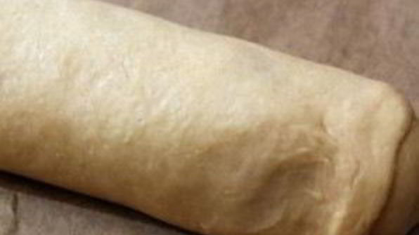 рулет с марципаном