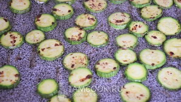 рулет с ветчиной и сыром