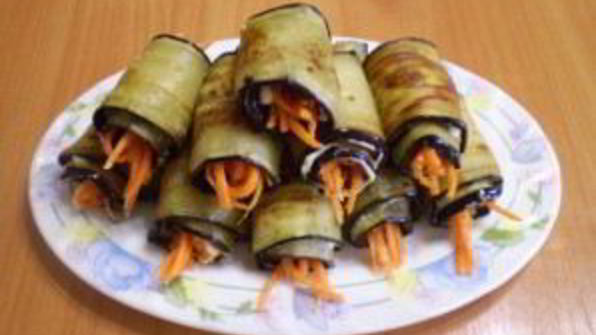 рулетики из баклажанов с морковкой и чесноком