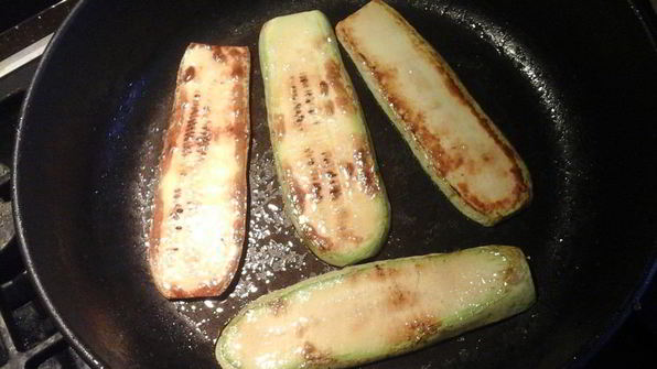 рулетики из кабачков и баклажанов