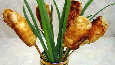 Рулетики из куриной грудки Камыши