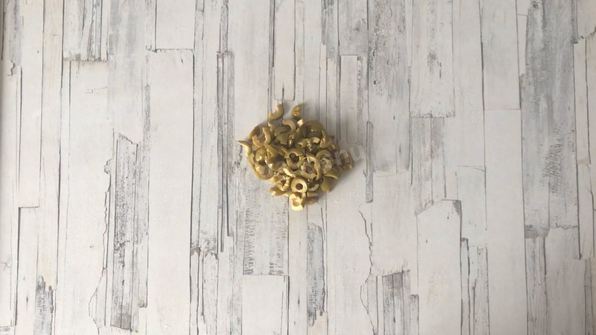 рулетики из слоеного теста с сыром