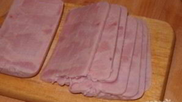 рулетики из ветчины с сырной начинкой